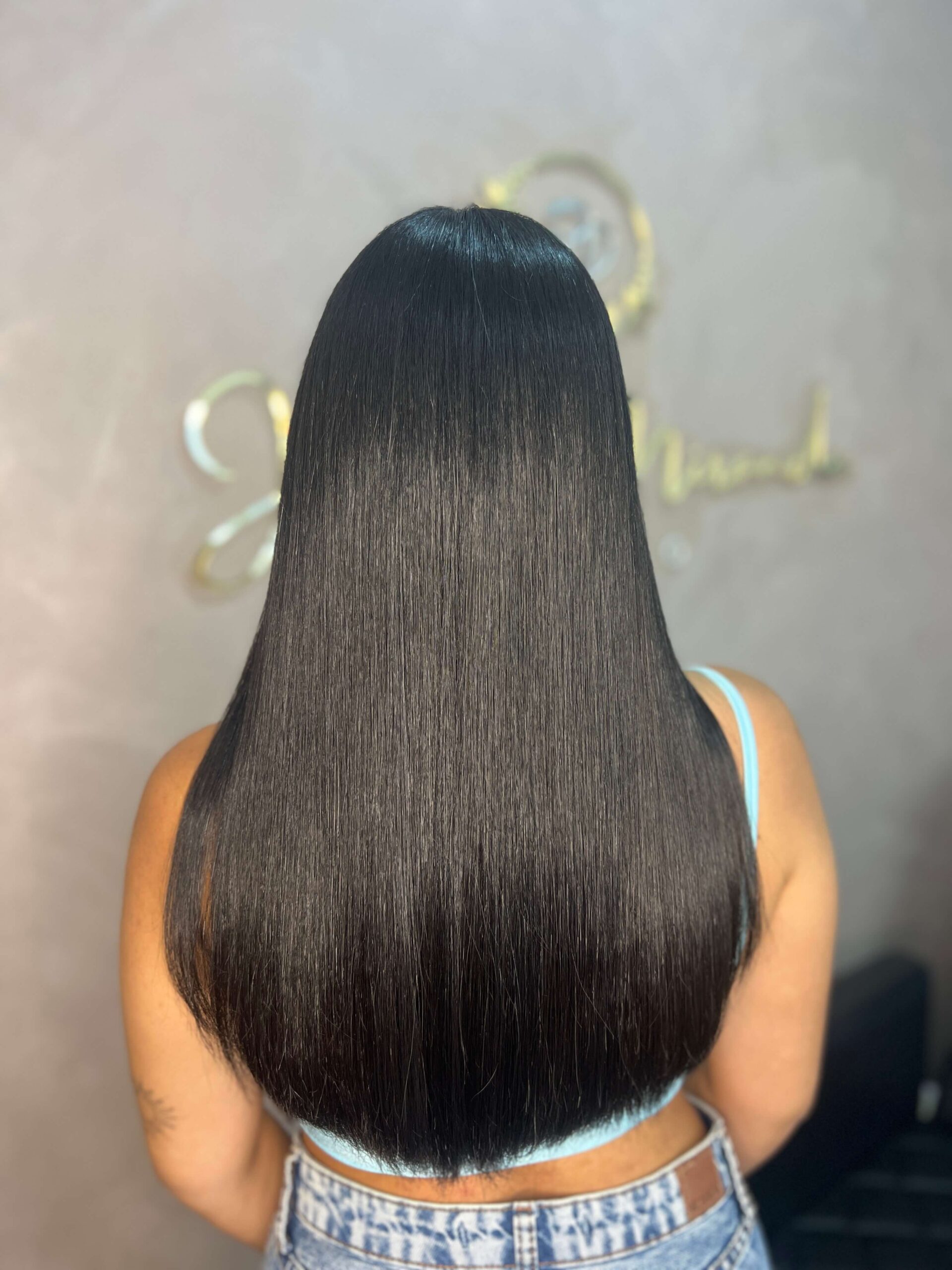 Cabelo liso e sem frizz com escova progressiva no Studio Jessica Miranda, Cabo Frio – adeus volume, olá cabelo dos sonhos!
