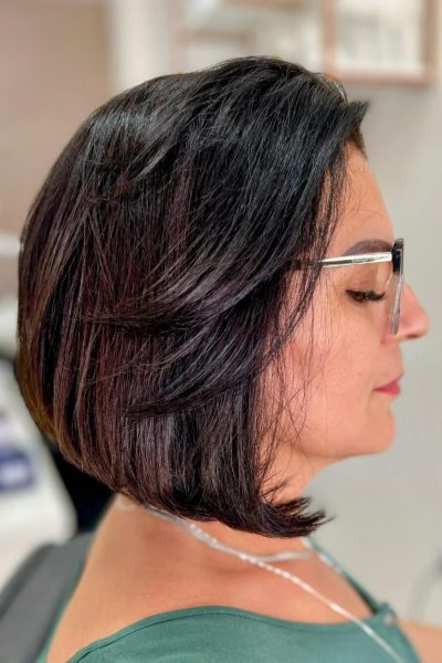 Renove seu visual com um corte de cabelo incrível no Studio Jessica Miranda, Cabo Frio – estilo e confiança em cada fio.