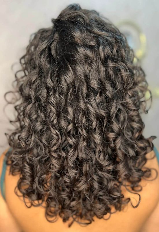 Revitalize seu cabelo com Tratamentos Capilares no Studio Jessica Miranda, Cabo Frio – brilho, força e saúde para seus fios!